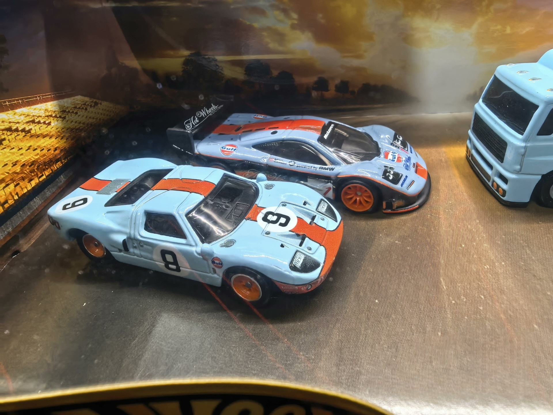 New Hot Wheels Le Mans Garage  – обзор и цена Vintage Collectible Hot Wheels