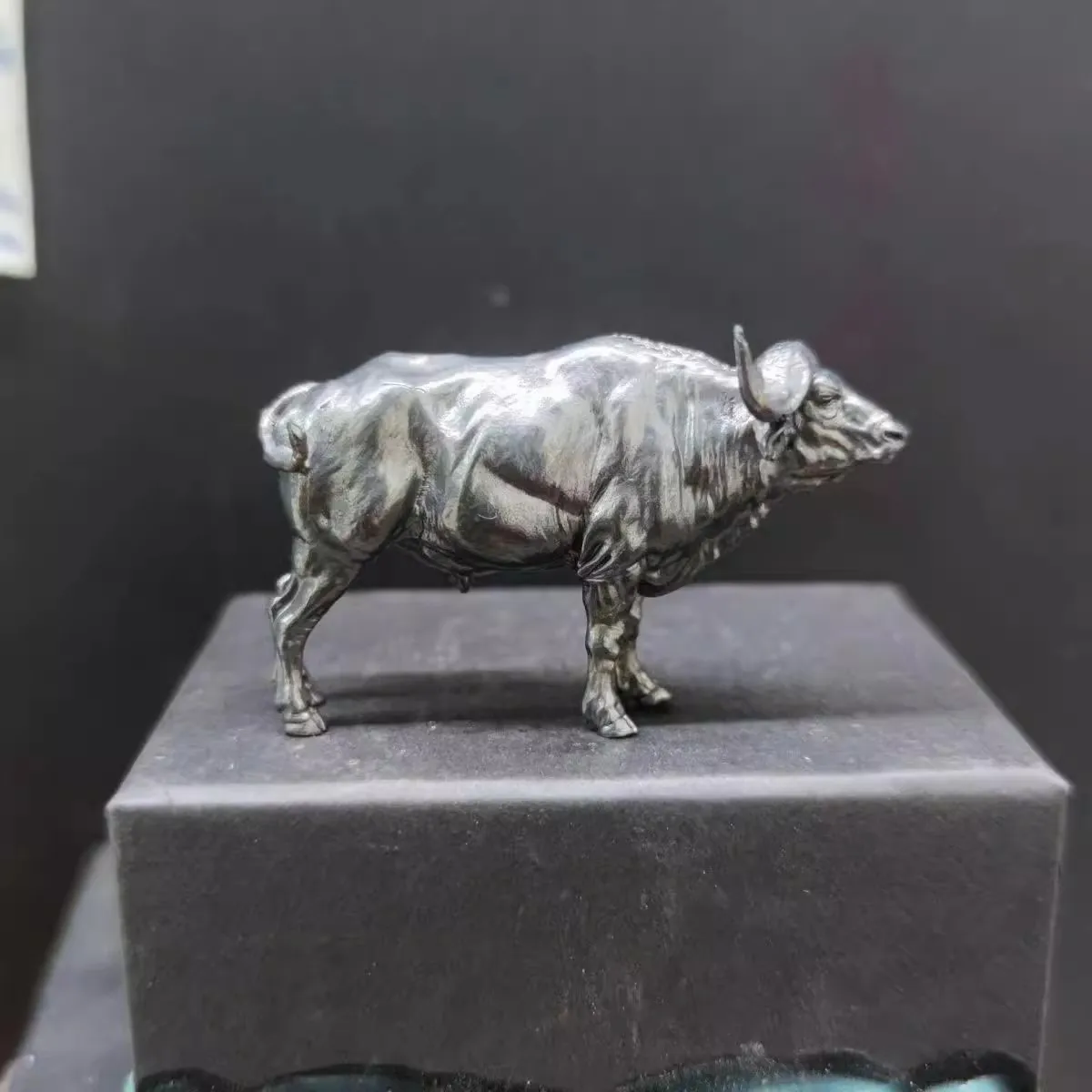 Brass African Buffalo Sculptur – обзор и цена Vintage Collectible Furniture